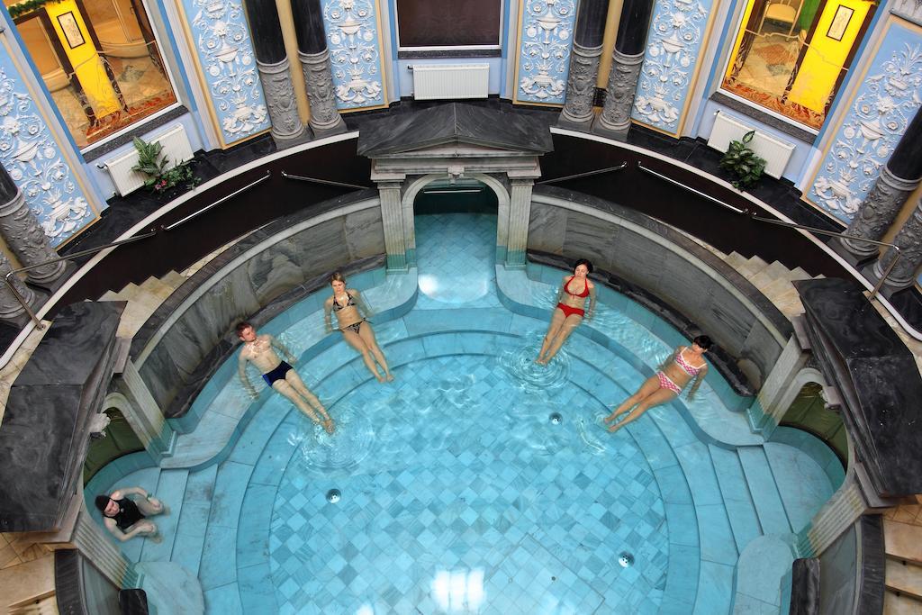 Zdroj Wojciech Aparthotel Lądek-Zdrój Buitenkant foto